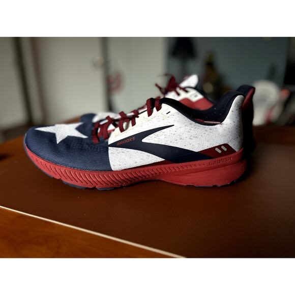 Brooks Launch 8 ‘Texas Star’ Running Shoe Men’s Size 12 Medium - Picture 1 of 6